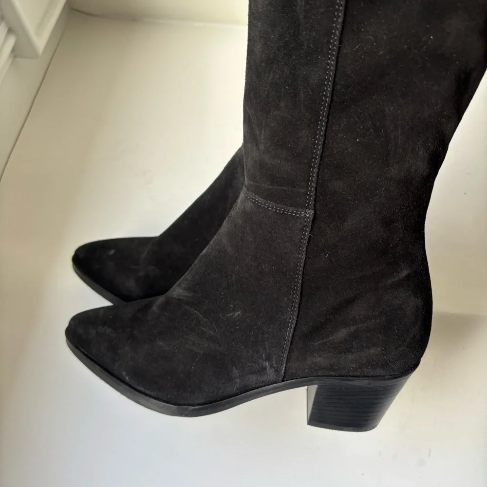 La CANADIENNE Suede Boots Block Heel Pointe Toe Sz 9‎ Knee high Over the Knee